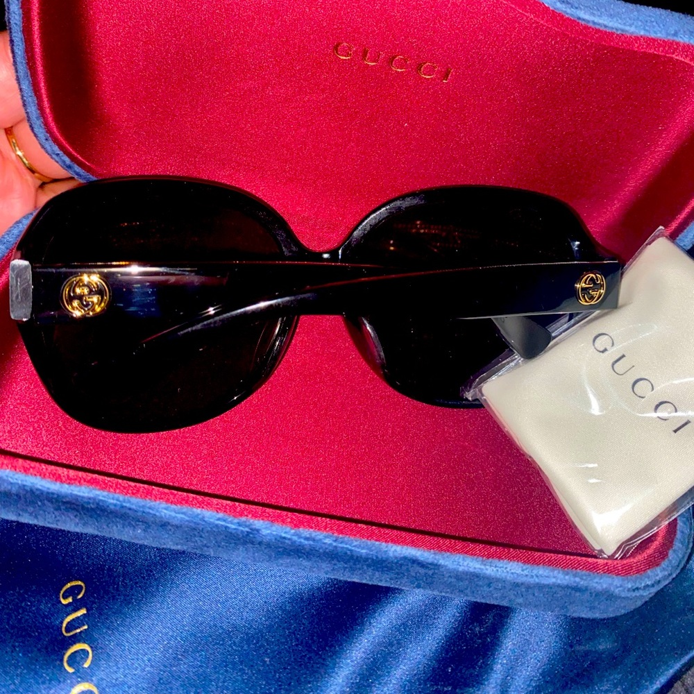 Gucci sunglasses